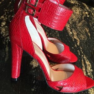 Vince Camuto high heels